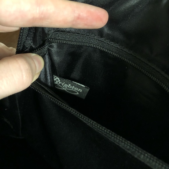 Brighton One World vintage black leather crossbody - Picture 5 of 6